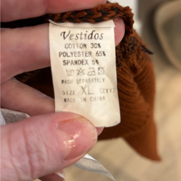 Leopard Pattern Long Cardigan. Size XL - Picture 6 of 6